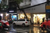 Hàng chục giang hồ hỗn chiến giữa trung tâm Sài Gòn Hàng chục giang hồ hỗn chiến giữa trung tâm Sài Gòn