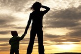 Nước mắt mẹ đơn thân (16): Con gái ra tối hậu thư 'Mẹ không ly hôn, con sẽ đi bụi đời' Nước mắt mẹ đơn thân (16): Con gái ra tối hậu thư 'Mẹ không ly hôn, con sẽ đi bụi đời'