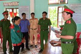Người phụ nữ vô tình gây cháy rừng ở Hà Tĩnh bị khởi tố Người phụ nữ vô tình gây cháy rừng ở Hà Tĩnh bị khởi tố