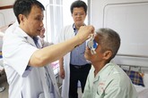 Người Quảng Nam đầu tiên hiến tặng ánh sáng cho 2 người mù xa lạ Người Quảng Nam đầu tiên hiến tặng ánh sáng cho 2 người mù xa lạ