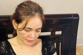 Công an phá cửa bắt “nữ quái” tàng trữ ma túy và súng Công an phá cửa bắt “nữ quái” tàng trữ ma túy và súng