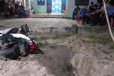 Truy sát 3 cha con vì chuồng heo thối: Bắt thêm đối tượng 17 tuổi Truy sát 3 cha con vì chuồng heo thối: Bắt thêm đối tượng 17 tuổi