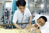 ThS. BS. Phạm Thế Thạch: Giữa ranh giới sống và chết mới thấm nỗi cùng cực của bệnh nhân nghèo ThS. BS. Phạm Thế Thạch: Giữa ranh giới sống và chết mới thấm nỗi cùng cực của bệnh nhân nghèo