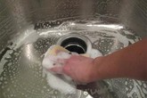 3 điều cần làm ngay sau khi rửa bát kẻo cả nhà rước bệnh, đáng sợ hơn dùng hóa chất 3 điều cần làm ngay sau khi rửa bát kẻo cả nhà rước bệnh, đáng sợ hơn dùng hóa chất