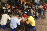 Lạ lùng những quán ăn 'chửi khách như tát nước' chỉ có ở Hà Nội Lạ lùng những quán ăn 'chửi khách như tát nước' chỉ có ở Hà Nội