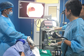 Máy nội soi phóng đại 100 lần tăng 90% cơ hội sống cho người ung thư Máy nội soi phóng đại 100 lần tăng 90% cơ hội sống cho người ung thư
