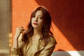 Triệu Vy già nua, vô tư hút thuốc trên phim trường Triệu Vy già nua, vô tư hút thuốc trên phim trường