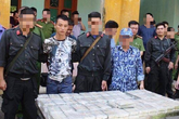 Hoà Bình: Bắt vụ vận chuyển 100 bánh heroin bằng ô tô Hoà Bình: Bắt vụ vận chuyển 100 bánh heroin bằng ô tô