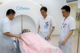 Bệnh viện K đưa máy xạ phẫu hiện đại nhất thế giới vào sử dụng Bệnh viện K đưa máy xạ phẫu hiện đại nhất thế giới vào sử dụng