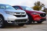 Hàng ngoại về ồ ạt, nội địa dư thừa lắp ráp, ô tô giảm giá tận cùng Hàng ngoại về ồ ạt, nội địa dư thừa lắp ráp, ô tô giảm giá tận cùng