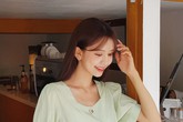 4 mẫu áo blouse chống chỉ định chị em diện đi làm bởi kiểu hở hang quá, kiểu thì “bô nhếch” kém sang 4 mẫu áo blouse chống chỉ định chị em diện đi làm bởi kiểu hở hang quá, kiểu thì “bô nhếch” kém sang