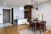 Căn hộ 80m² sở hữu cách phối màu hiện đại có chi phí hoàn thiện 295 triệu đồng ở Long Biên, Hà Nội Căn hộ 80m² sở hữu cách phối màu hiện đại có chi phí hoàn thiện 295 triệu đồng ở Long Biên, Hà Nội
