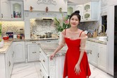 Vợ Đăng Khôi khoe căn bếp trong biệt thự mới, nhìn vào đến chị em hội nhà giàu cũng phải ngất ngây Vợ Đăng Khôi khoe căn bếp trong biệt thự mới, nhìn vào đến chị em hội nhà giàu cũng phải ngất ngây