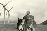 Tiết lộ gây sốc về mối thâm thù kỳ lạ của ông Trump với những chiếc cối xay gió Tiết lộ gây sốc về mối thâm thù kỳ lạ của ông Trump với những chiếc cối xay gió