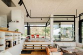 Chỉ một tầng thôi nhưng ngôi nhà ở thị trấn nhỏ luôn khiến gia chủ lưu luyến mỗi khi đi xa Chỉ một tầng thôi nhưng ngôi nhà ở thị trấn nhỏ luôn khiến gia chủ lưu luyến mỗi khi đi xa