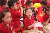 Sao phụ huynh cuống cuồng đến thế khi con vào lớp 1? Sao phụ huynh cuống cuồng đến thế khi con vào lớp 1?