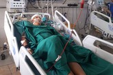 Chuyển máu gấp về Hưng Yên cứu nạn nhân vụ tai nạn giao thông nghiêm trọng làm 16 người bị thương Chuyển máu gấp về Hưng Yên cứu nạn nhân vụ tai nạn giao thông nghiêm trọng làm 16 người bị thương