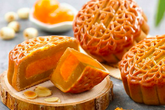 Chuyên gia an toàn thực phẩm chỉ cách lựa chọn bánh Trung thu ngon Chuyên gia an toàn thực phẩm chỉ cách lựa chọn bánh Trung thu ngon