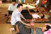 Tập trung xử lý môi trường, dịch bệnh sau lũ Tập trung xử lý môi trường, dịch bệnh sau lũ