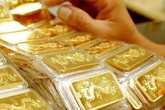 Giá vàng đang tăng gây sốc qua từng giờ Giá vàng đang tăng gây sốc qua từng giờ
