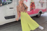 Toàn tập bí kíp diện đồ suông rộng siêu cool mà vẫn nịnh dáng ăn hình Toàn tập bí kíp diện đồ suông rộng siêu cool mà vẫn nịnh dáng ăn hình