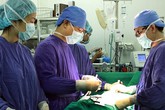 Giám đốc Bệnh viện Việt Đức chỉ ra khoản phí 'vô lý' bệnh nhân phải 'cõng' khi điều trị ở bệnh viện tư Giám đốc Bệnh viện Việt Đức chỉ ra khoản phí 'vô lý' bệnh nhân phải 'cõng' khi điều trị ở bệnh viện tư