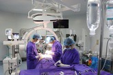 Cứu nạn nhân tai nạn giao thông bị dập nát nhiều đốt sống ngực Cứu nạn nhân tai nạn giao thông bị dập nát nhiều đốt sống ngực
