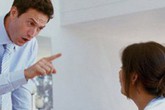 Tránh xa những ông chồng xem vợ là "của mình mãi mãi" Tránh xa những ông chồng xem vợ là "của mình mãi mãi"