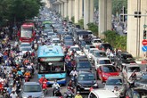 Hà Nội: 4 tuyến đường "gồng mình"chịu áp lực giao thông cực lớn sắp có làn xe buýt riêng Hà Nội: 4 tuyến đường "gồng mình"chịu áp lực giao thông cực lớn sắp có làn xe buýt riêng
