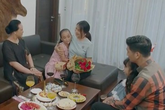 Hoa hồng trên ngực trái - Tập 14: Nằm cạnh Khuê, Thái giật mình thấy bạn gái cũ đã chết hiện về đòi con Hoa hồng trên ngực trái - Tập 14: Nằm cạnh Khuê, Thái giật mình thấy bạn gái cũ đã chết hiện về đòi con