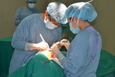 Kỳ lạ cụ bà 50 năm sống chung với ung thư mà không biết Kỳ lạ cụ bà 50 năm sống chung với ung thư mà không biết