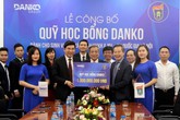 Danko Group trao 20 suất học bổng cho sinh viên xuất sắc Trường Đại học KHXH&NV – Đại học Quốc gia Hà Nội Danko Group trao 20 suất học bổng cho sinh viên xuất sắc Trường Đại học KHXH&NV – Đại học Quốc gia Hà Nội