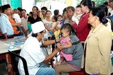 Chăm sóc sức khỏe ban đầu: Việt Nam còn nhiều thách thức Chăm sóc sức khỏe ban đầu: Việt Nam còn nhiều thách thức