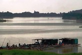 Thiệu Hóa (Thanh Hóa): “Cát tặc” ném chất thải vào nhà dân vì dám quay phim, chụp ảnh Thiệu Hóa (Thanh Hóa): “Cát tặc” ném chất thải vào nhà dân vì dám quay phim, chụp ảnh