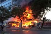 Hải Phòng: Cháy lớn ở siêu thị điện máy Hoàng Gia Hải Phòng: Cháy lớn ở siêu thị điện máy Hoàng Gia