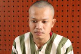 Con trai kề dao vào cổ mẹ để cướp 110.000 đồng Con trai kề dao vào cổ mẹ để cướp 110.000 đồng