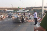 Hà Nội: Xe ba gác bất ngờ bị lật khi lên dốc cầu Vĩnh Tuy, tài xế tử vong thương tâm Hà Nội: Xe ba gác bất ngờ bị lật khi lên dốc cầu Vĩnh Tuy, tài xế tử vong thương tâm