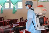 Bất ngờ trước khả năng lây nhiễm của căn bệnh khiến gần 260 học sinh đồng loạt nhập viện Bất ngờ trước khả năng lây nhiễm của căn bệnh khiến gần 260 học sinh đồng loạt nhập viện