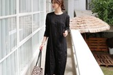 Item này đang được bày bán khá nhiều, nhưng chị em chớ có mua vì mặc lên là xấu Item này đang được bày bán khá nhiều, nhưng chị em chớ có mua vì mặc lên là xấu