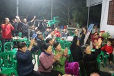 Bố mẹ tuyển thủ Việt Nam nói gì trước trận gặp Thái Lan? Bố mẹ tuyển thủ Việt Nam nói gì trước trận gặp Thái Lan?