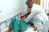 Người đàn ông co giật, sùi bọt mép vì sai lầm khi chữa viêm xoang Người đàn ông co giật, sùi bọt mép vì sai lầm khi chữa viêm xoang