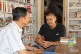 Chàng shipper bỏ tiền túi, xây thư viện hàng nghìn cuốn cho học sinh nghèo Chàng shipper bỏ tiền túi, xây thư viện hàng nghìn cuốn cho học sinh nghèo