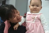 Hạnh phúc vỡ òa của bà mẹ tật nguyền đơn thân gần 40 tuổi mới có con Hạnh phúc vỡ òa của bà mẹ tật nguyền đơn thân gần 40 tuổi mới có con