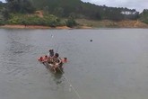 Lật xuồng trong lúc câu cá, 3 thanh niên đuối nước tử vong Lật xuồng trong lúc câu cá, 3 thanh niên đuối nước tử vong