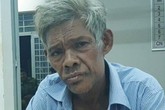 Người đàn ông sát hại con trai khi đang ngủ Người đàn ông sát hại con trai khi đang ngủ