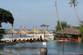Ông chủ xưởng gỗ hối hận vì đồng ý cho vợ có con với người làm công Ông chủ xưởng gỗ hối hận vì đồng ý cho vợ có con với người làm công