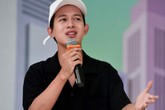 Bảo “Về nhà đi con” bị rạn xương cả hai tay vì té ngã cầu thang Bảo “Về nhà đi con” bị rạn xương cả hai tay vì té ngã cầu thang