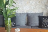 Đêm tân hôn, đang háo hức 'động phòng', tôi lạnh người khi chồng cởi áo Đêm tân hôn, đang háo hức 'động phòng', tôi lạnh người khi chồng cởi áo