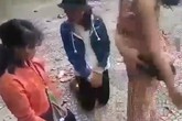 Quảng Ngãi: Ba nữ sinh bị bạn bắt quỳ, đánh tới tấp Quảng Ngãi: Ba nữ sinh bị bạn bắt quỳ, đánh tới tấp