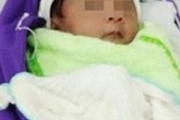 Bé trai bị bỏ rơi kèm mảnh giấy "Con anh đó anh Hưng": Hàng chục người đến nhận nuôi Bé trai bị bỏ rơi kèm mảnh giấy "Con anh đó anh Hưng": Hàng chục người đến nhận nuôi